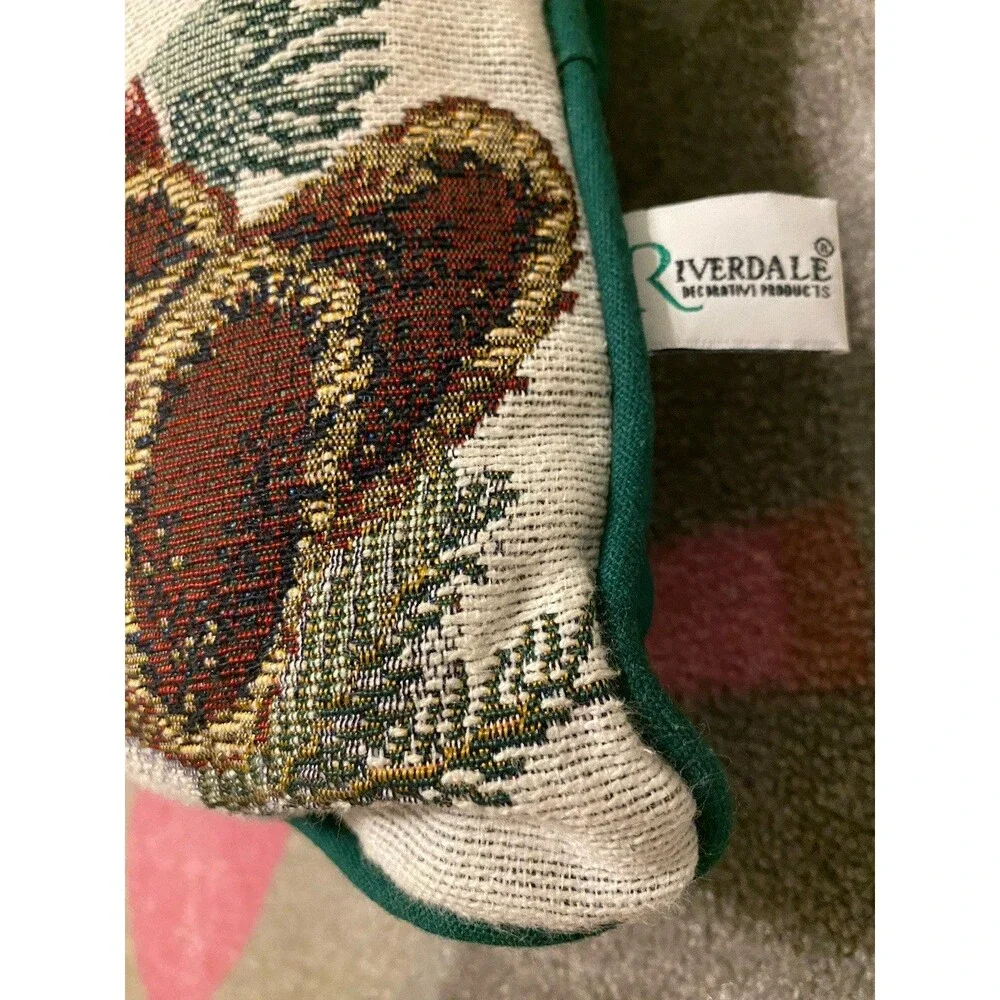 Hallmark Teddy Bears Riverdale Square Christmas Holiday Tapestry Pillow Vintage